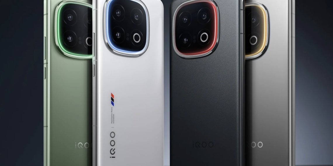Флагманский смартфон iQOO 13 будет продаваться в РФ за 100 тысяч рублей