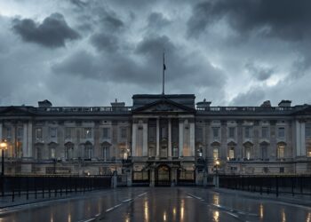 Великобритания требует от Apple дать доступ спецслужбам к iCloud пользователей со всего мира