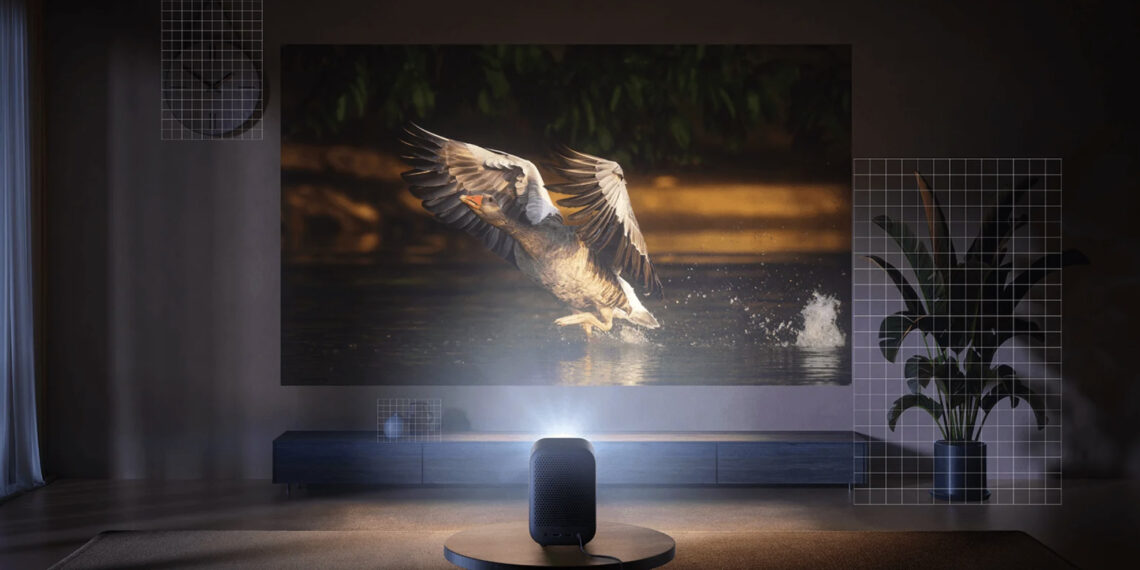 Xiaomi выпустили проектор для домашнего кинотеатра за 25 тысяч рублей