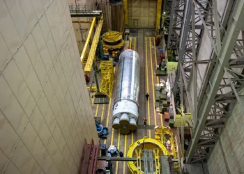 Роскосмос показал огневые испытания первой ступени ракеты «Союз-5»